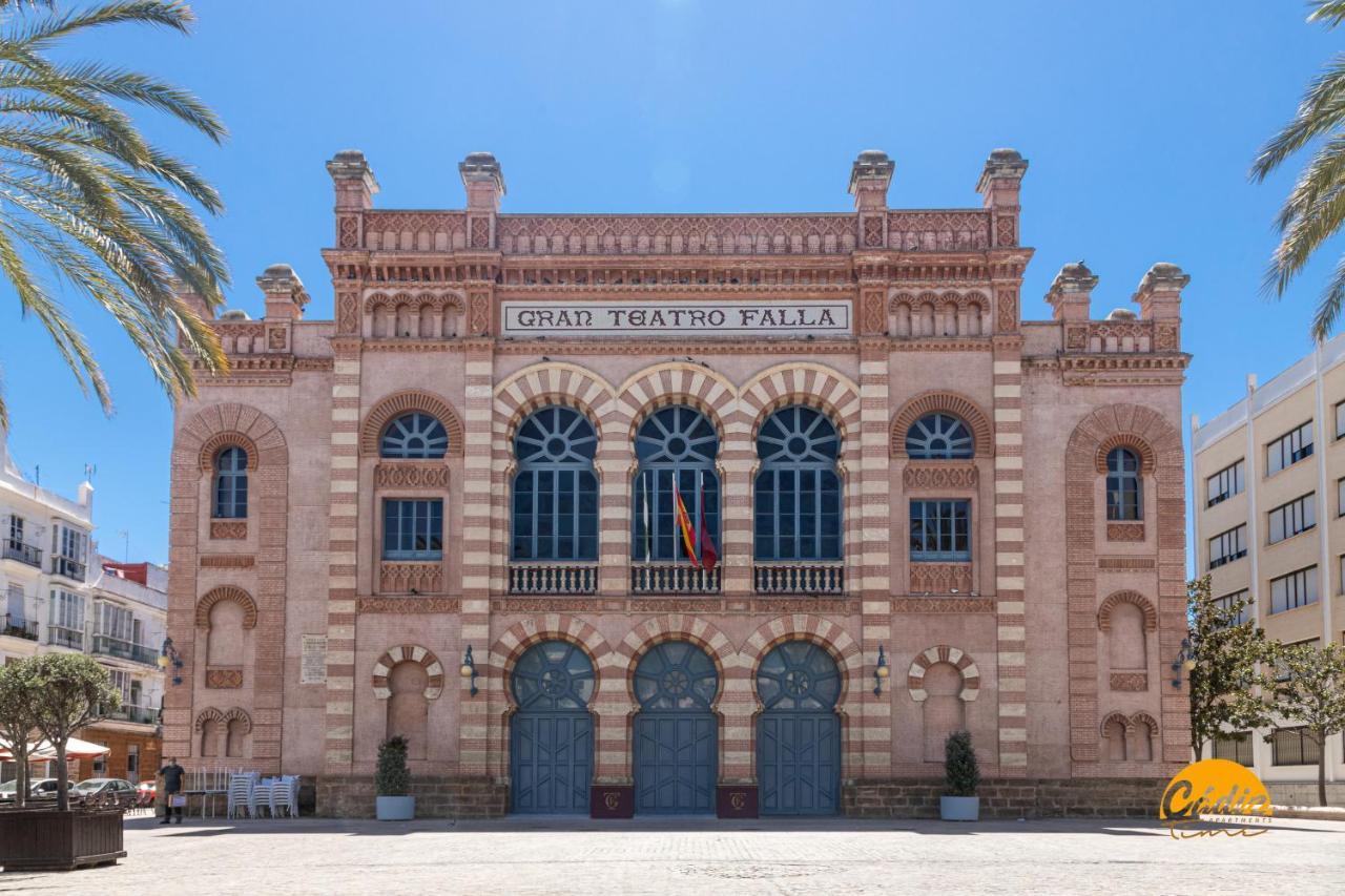 Corralon De Carros By Time * Cadiz